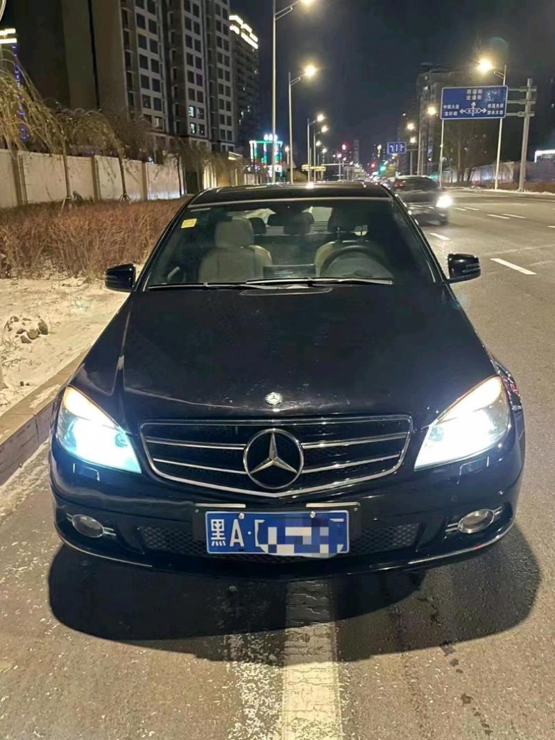 济南11年奔驰C1