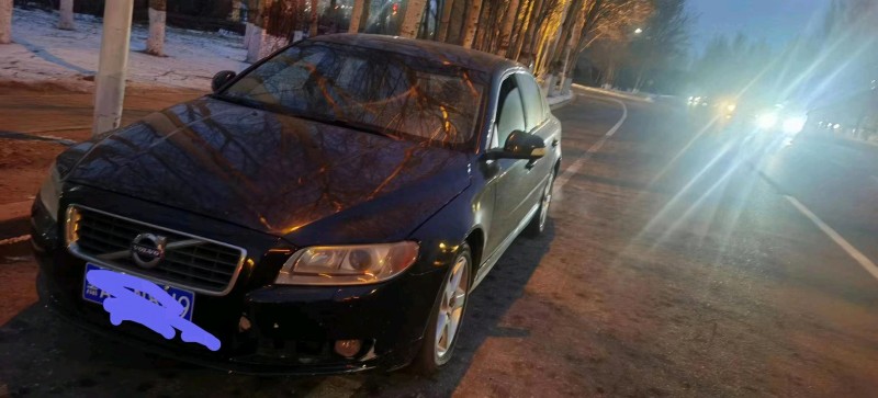 济南09年沃尔沃S80L2