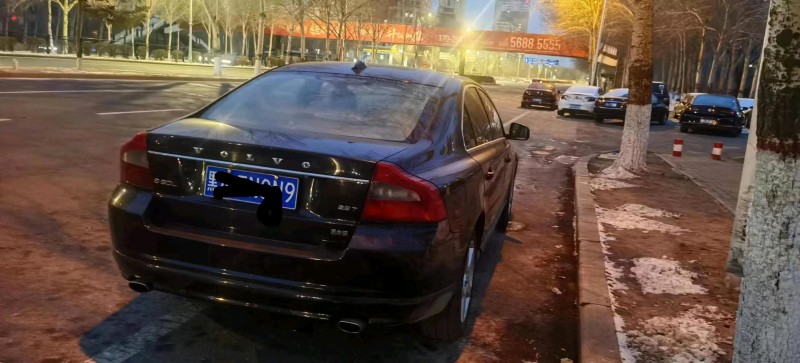 济南09年沃尔沃S80L6