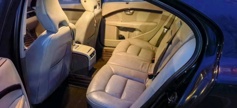 济南09年沃尔沃S80L5