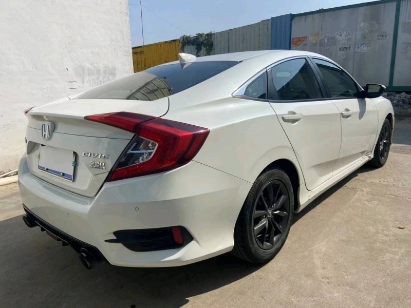 广州20年本田思域7