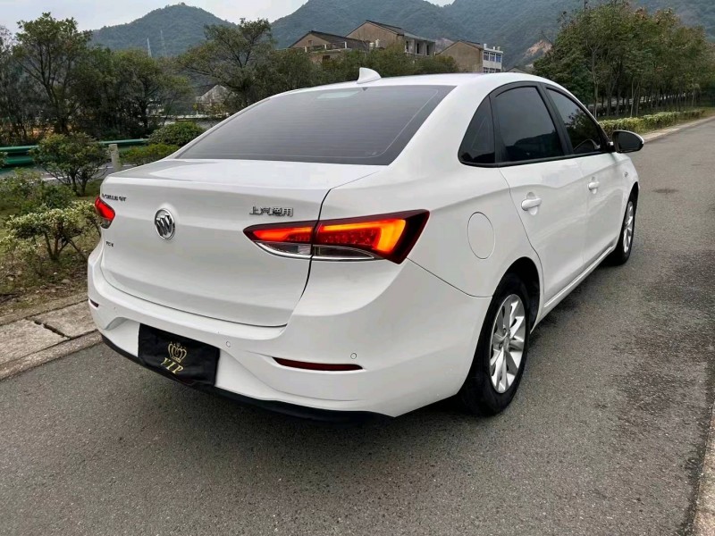 嘉兴18年别克英朗5