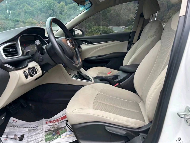 嘉兴18年别克英朗8