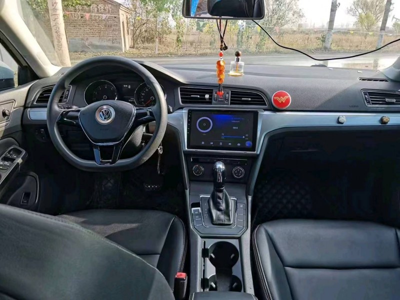 济南16年大众凌渡6