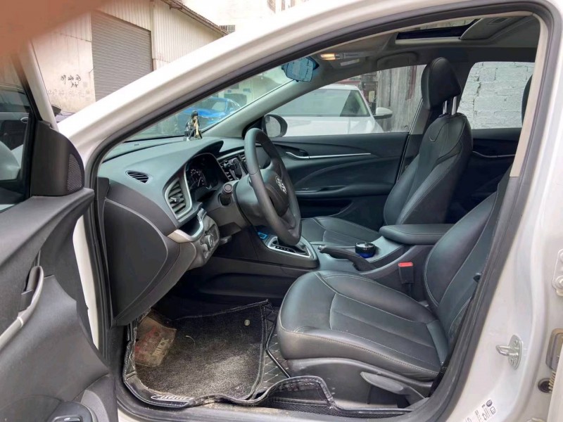 广州20年别克英朗5