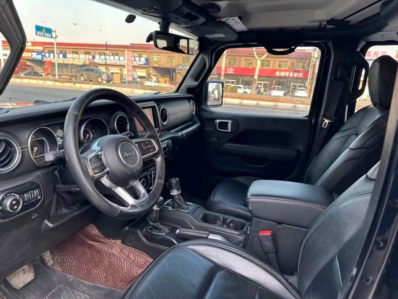 济南19年Jeep牧马人3