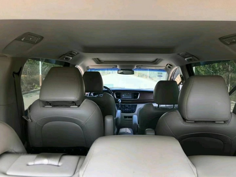 枣庄17年别克GL83