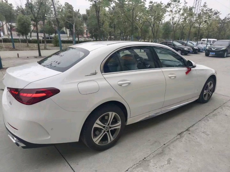 宜昌22年奔馳C7