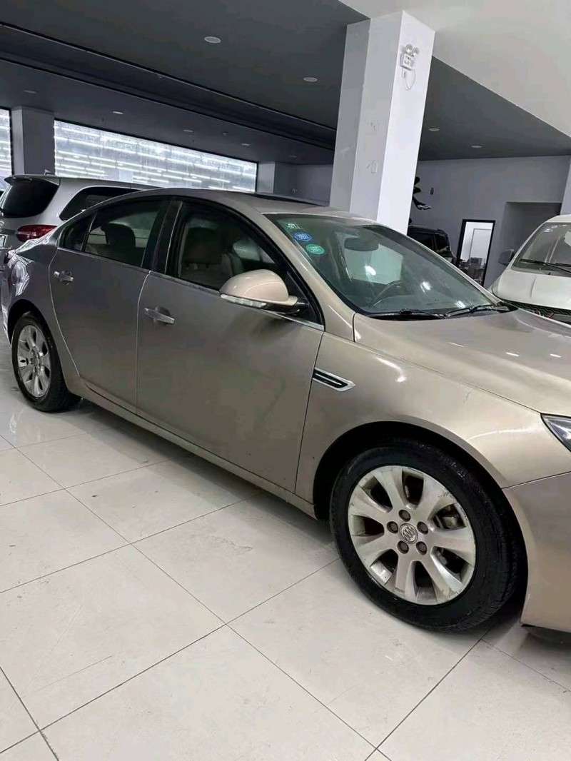 常州14年别克君威3