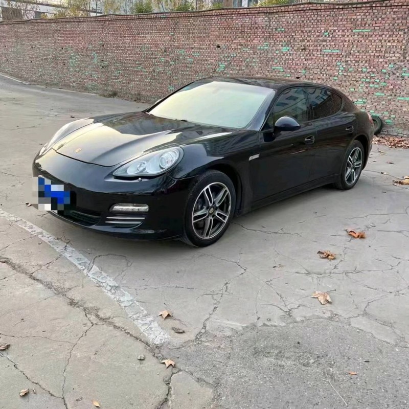 邯郸12年保时捷帕拉梅拉4