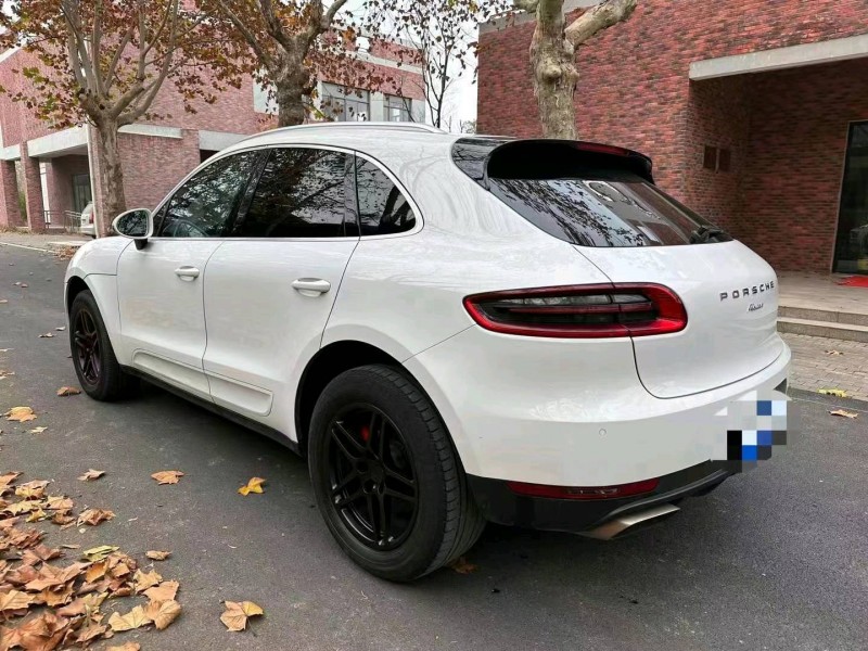 枣庄15年保时捷Macan3