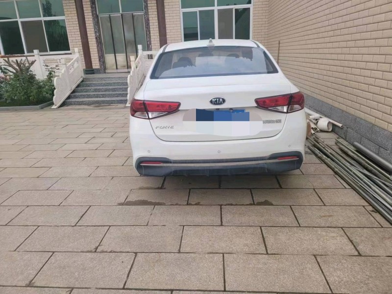 保定19年起亚福瑞迪5