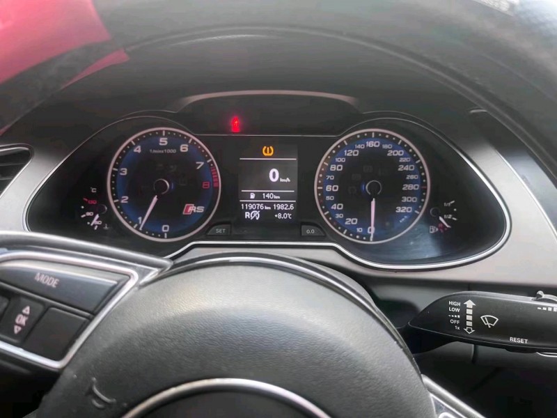 北京13年奥迪A4L6