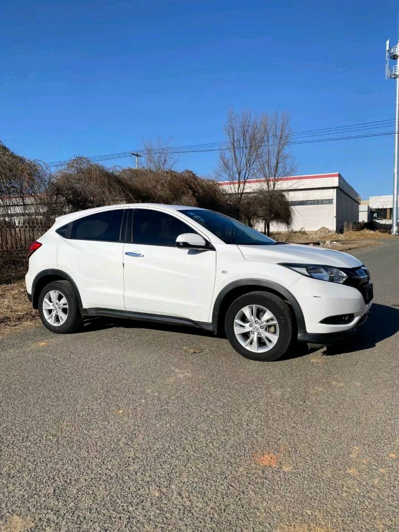 沈阳16年本田缤智2