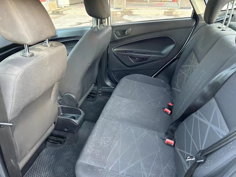 珠海15年福特嘉年华7