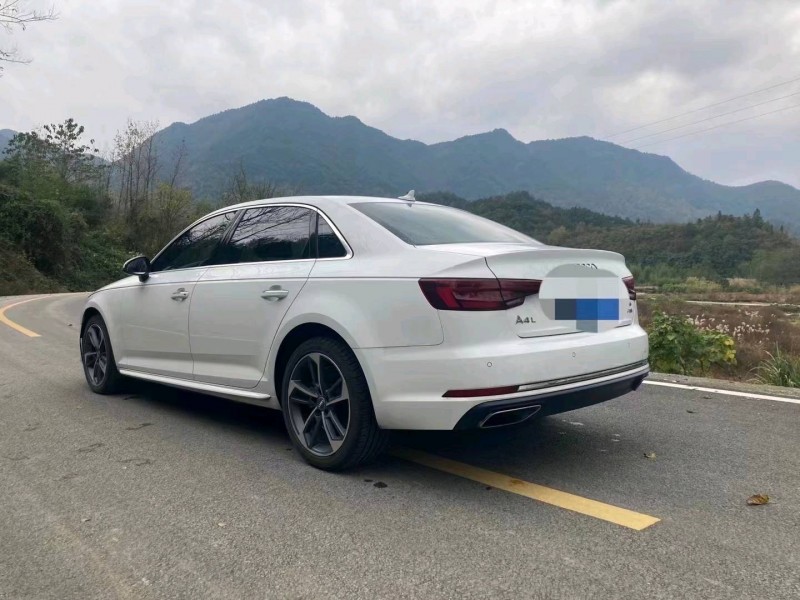 嘉兴19年奥迪A4L7
