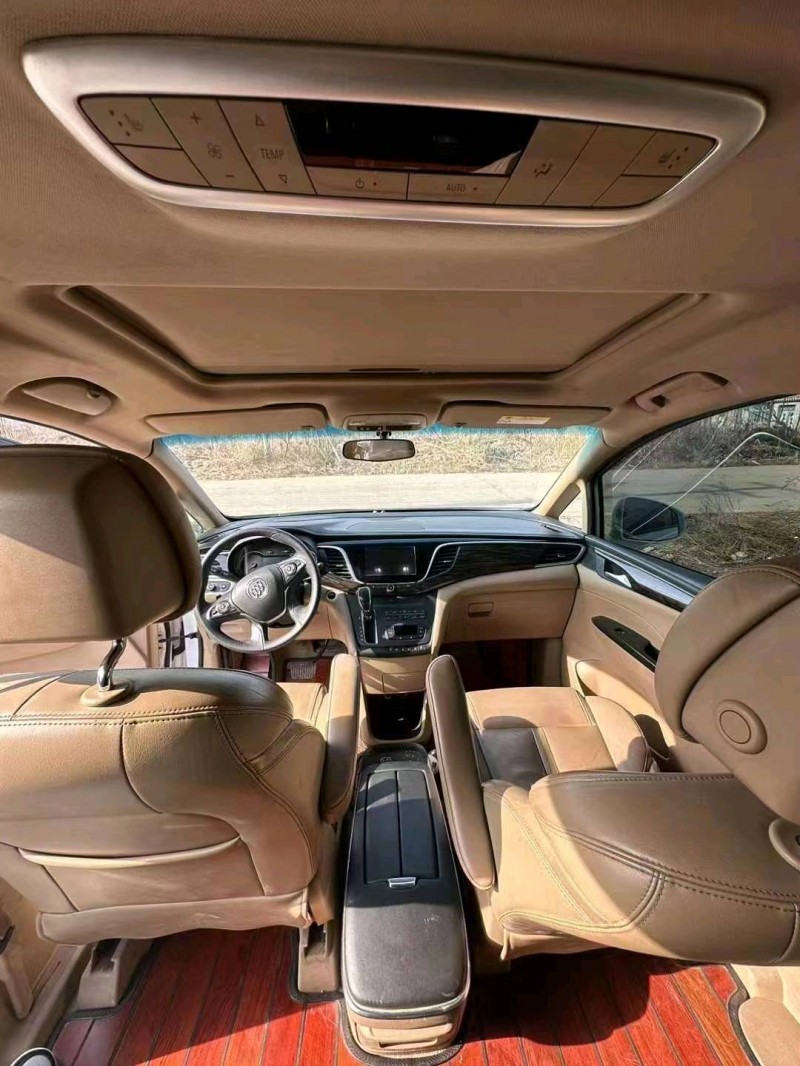 枣庄17年别克GL85