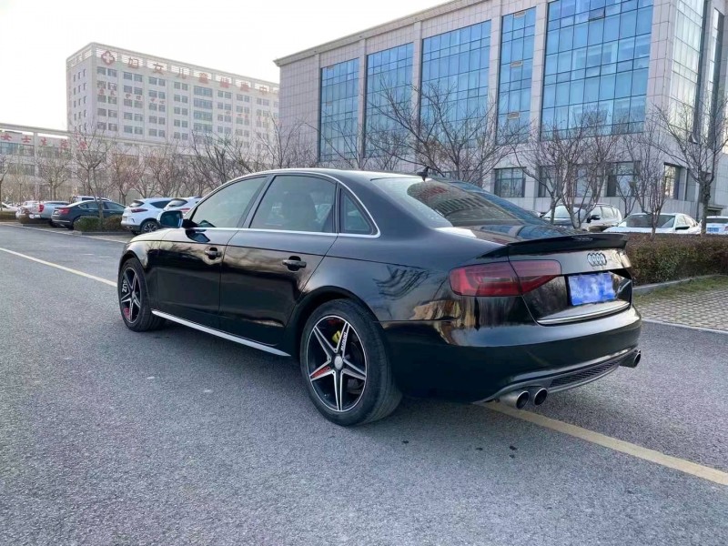 潍坊13年奥迪A4L7