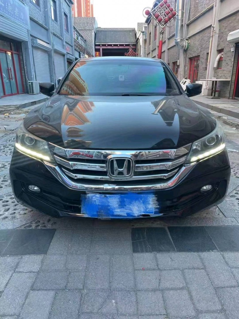 石家庄14年本田雅阁1