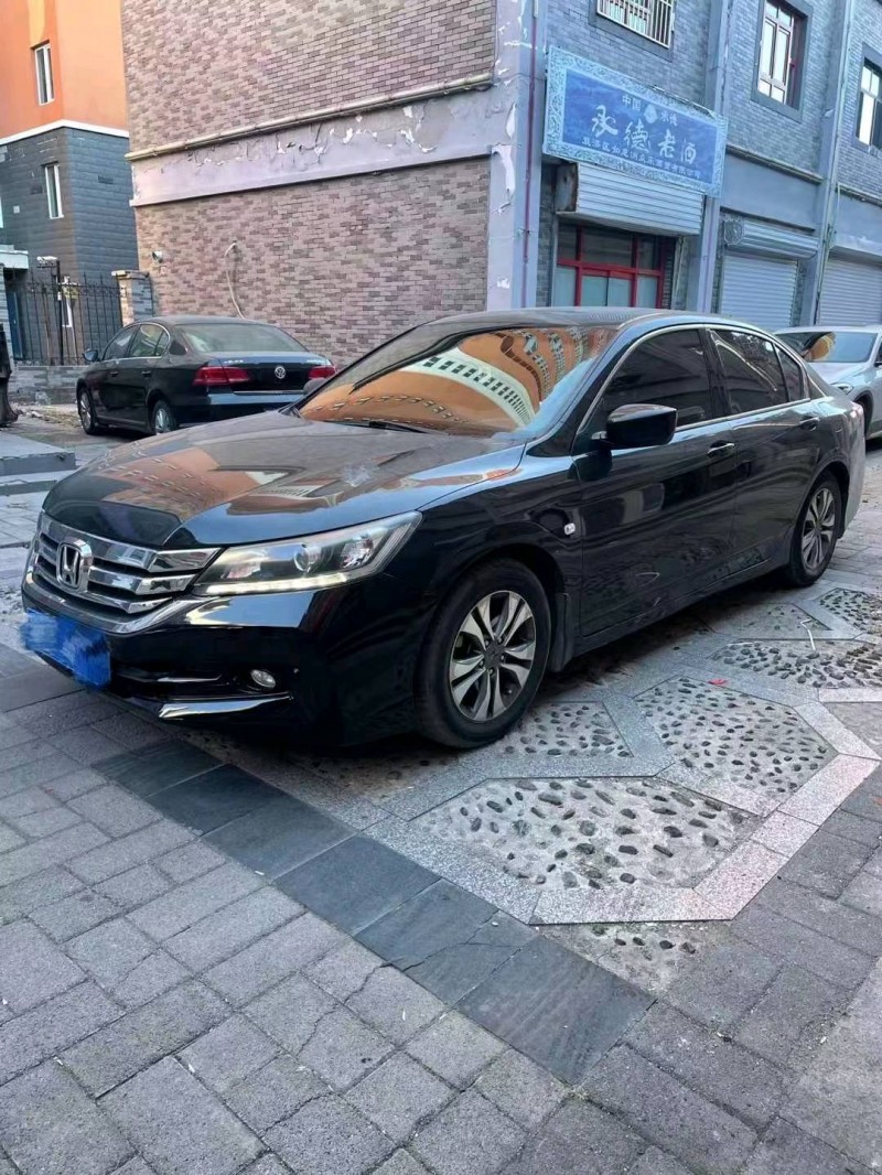 石家庄14年本田雅阁3