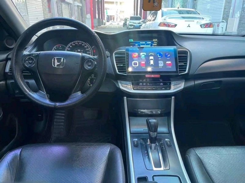 石家庄14年本田雅阁4