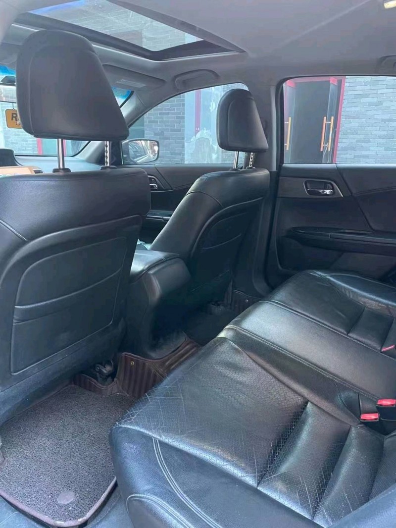 石家庄14年本田雅阁5