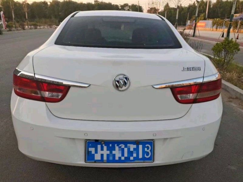 济南12年别克英朗3