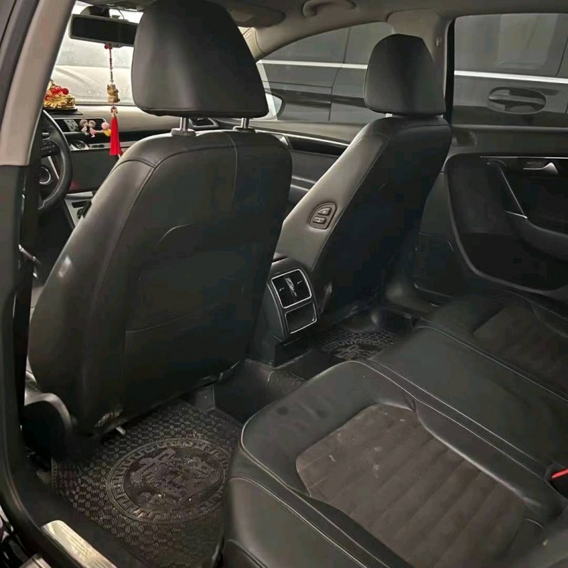 济南16年大众迈腾5