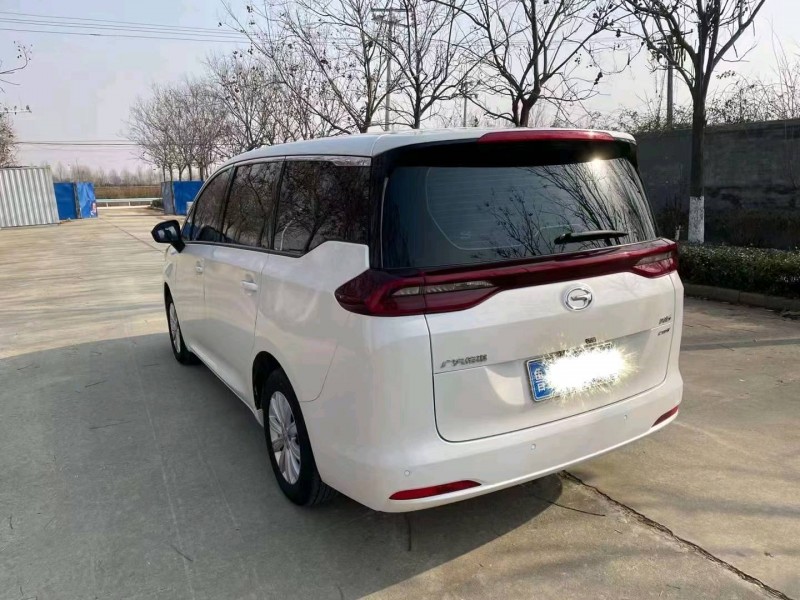 济南20年传祺M62