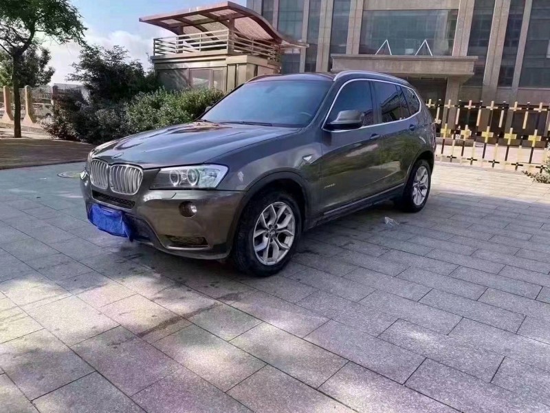 济宁12年宝马X32