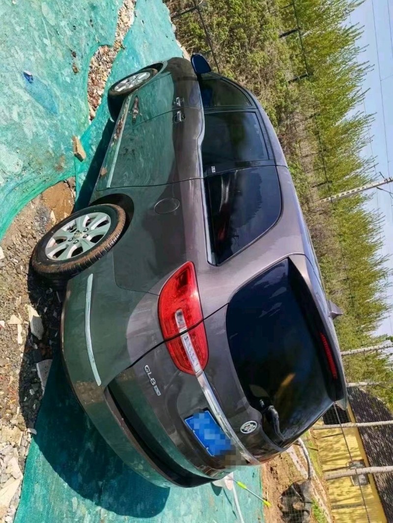 临沂15年别克GL83