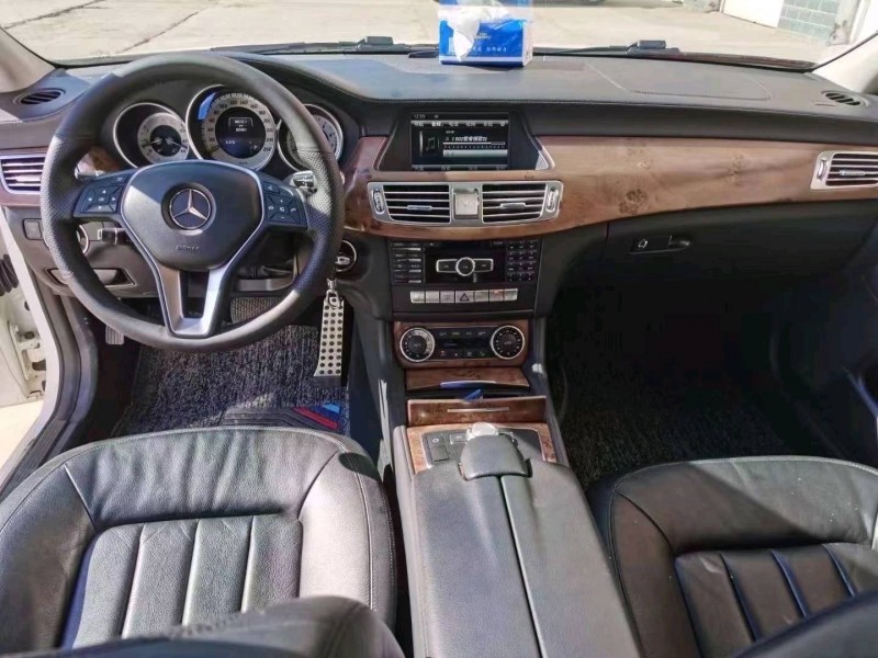 临沂15年奔驰CLS5