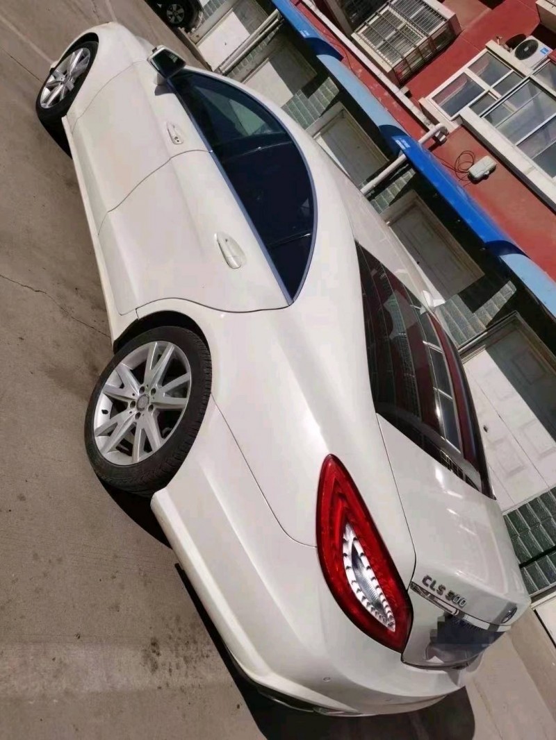 临沂15年奔驰CLS7