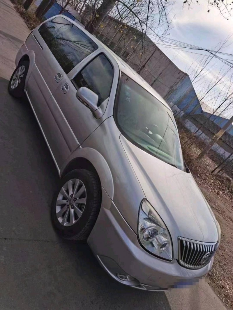 临沂12年别克GL88