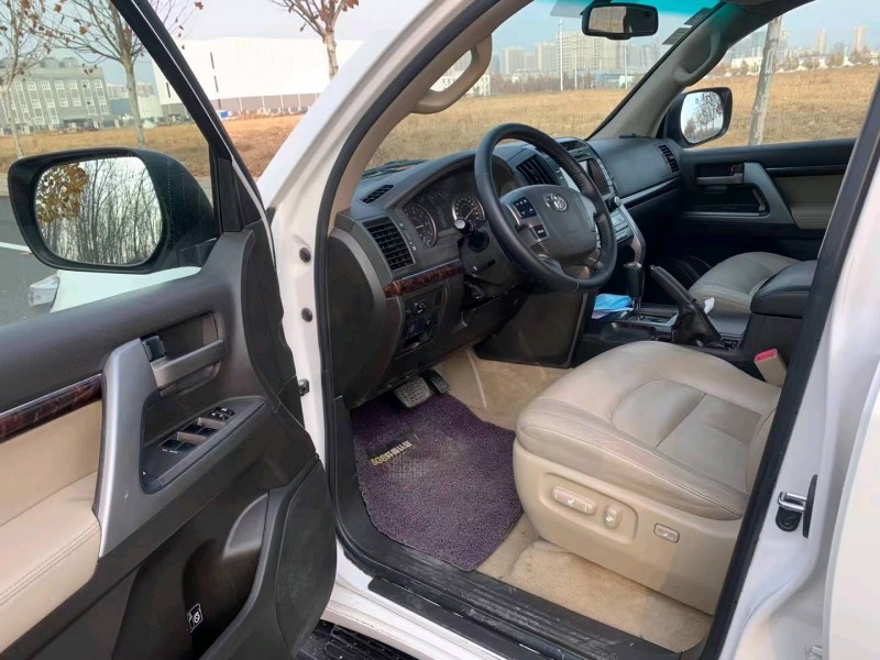 廊坊12年丰田兰德酷路泽5