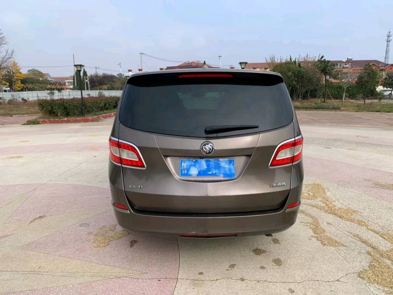 常州12年别克GL82