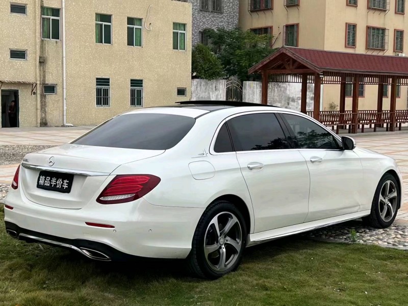 广州17年奔驰E9