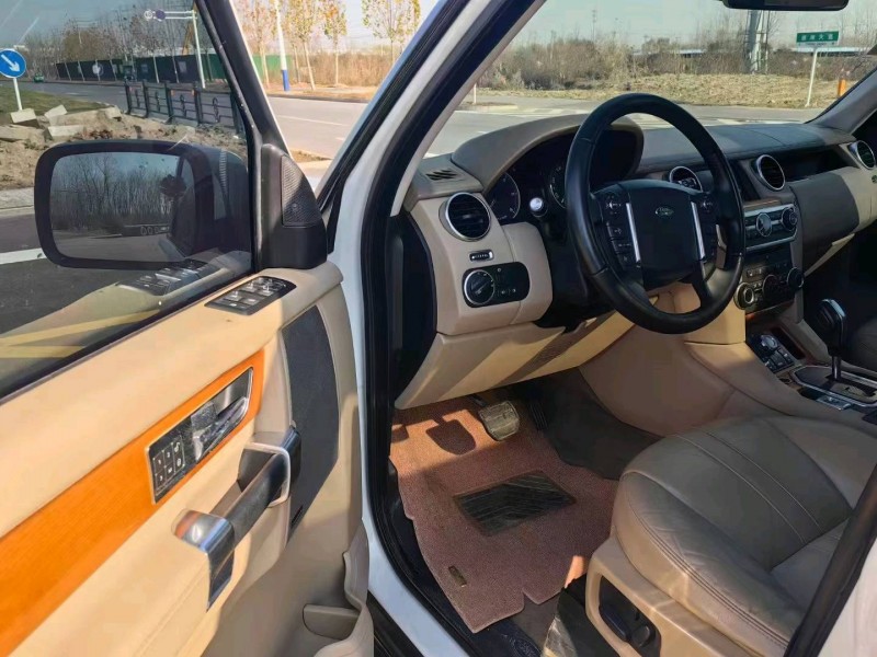 常州12年路虎发现3