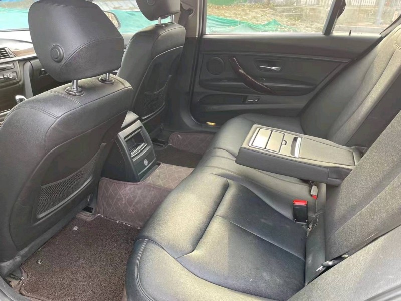 济南13年宝马3系4