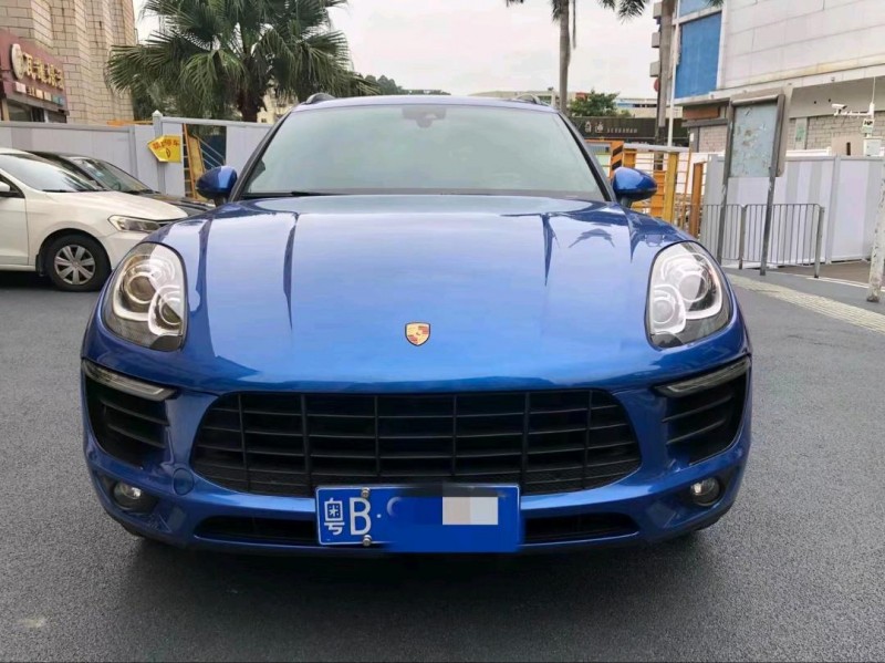 广州18年保时捷Macan1