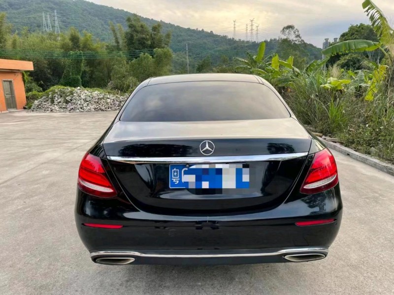 广州16年奔驰E9