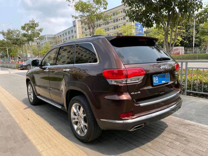 广州14年Jeep大切诺基8