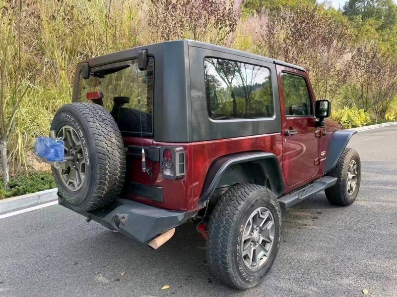 北京10年Jeep牧马人9