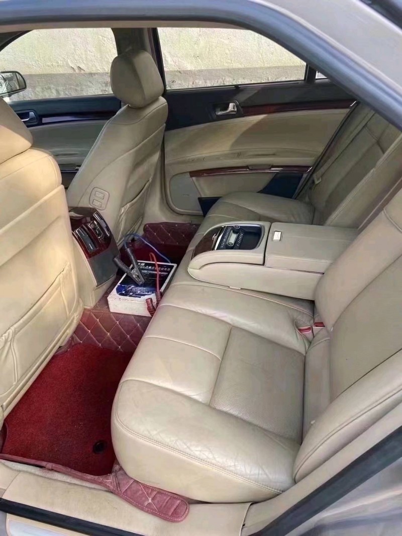 潍坊12年凯迪拉克赛威4