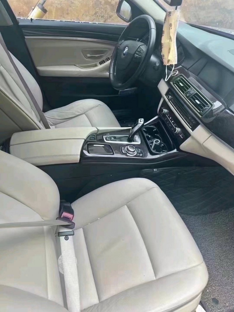 潍坊11年宝马5系4