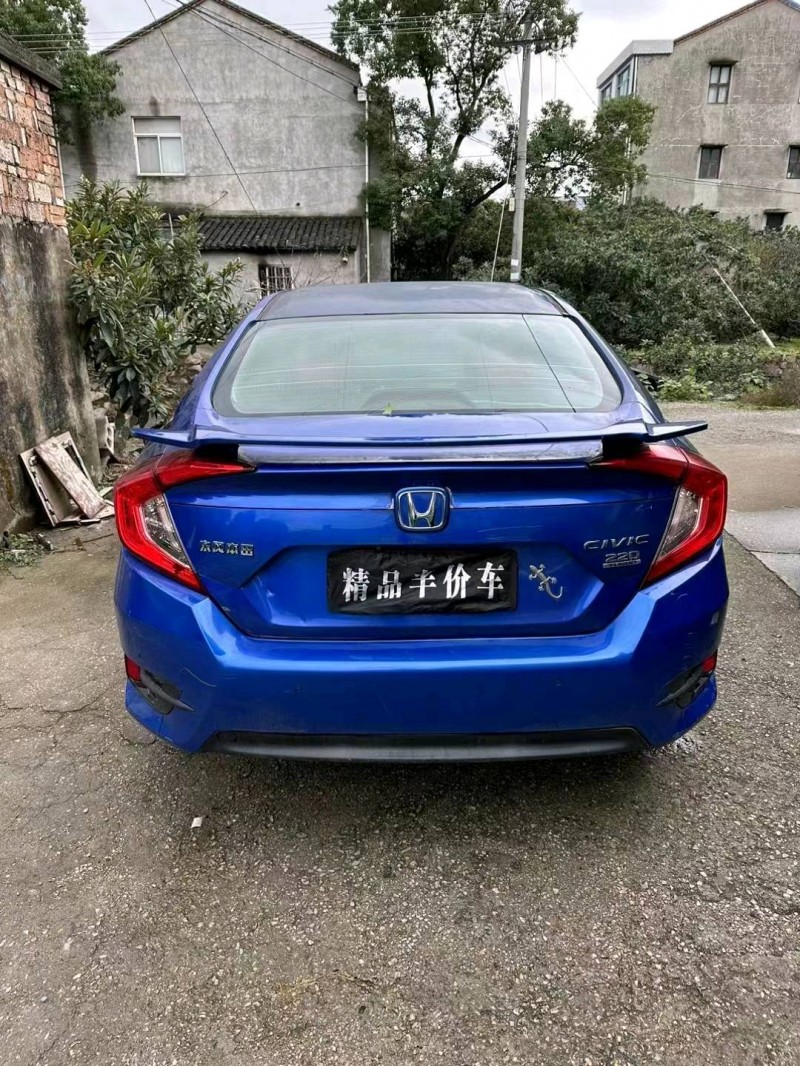 嘉兴16年本田思域2