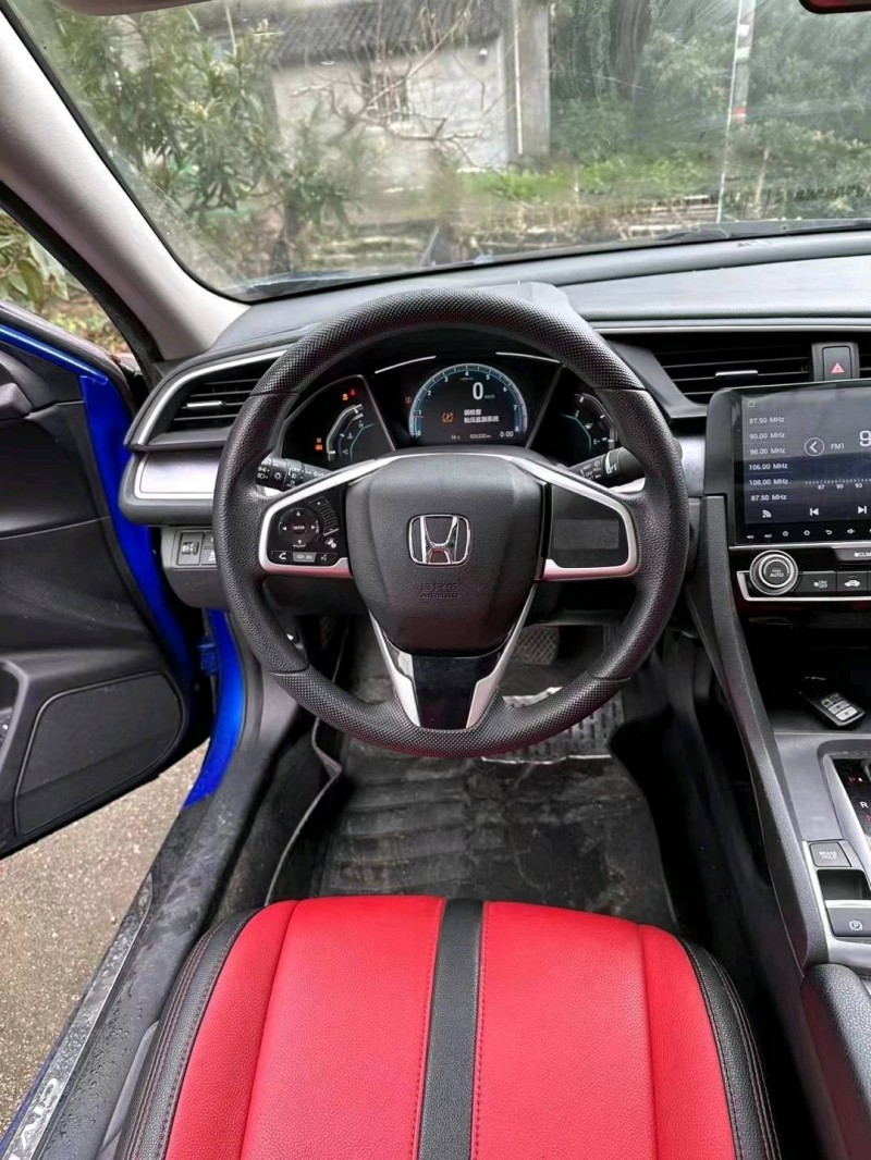 嘉兴16年本田思域4