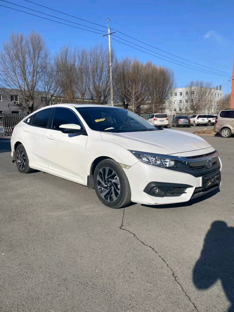 沈阳17年本田思域2