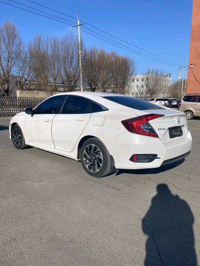 沈阳17年本田思域3