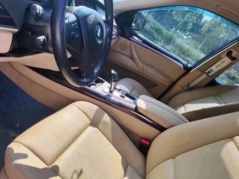 北京13年宝马X56